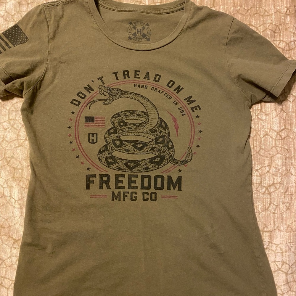 Don’t tread on me tee from Buckle